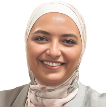 منة عبد العزيز